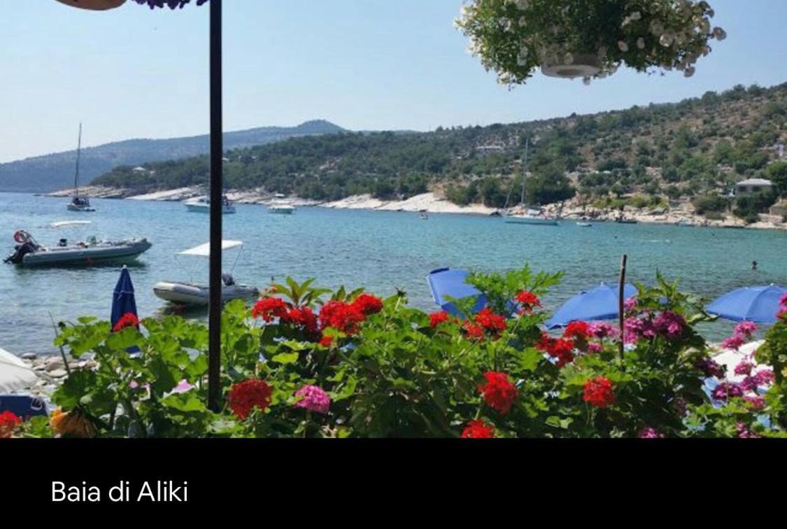 Appartamento Aliki House Esterno foto